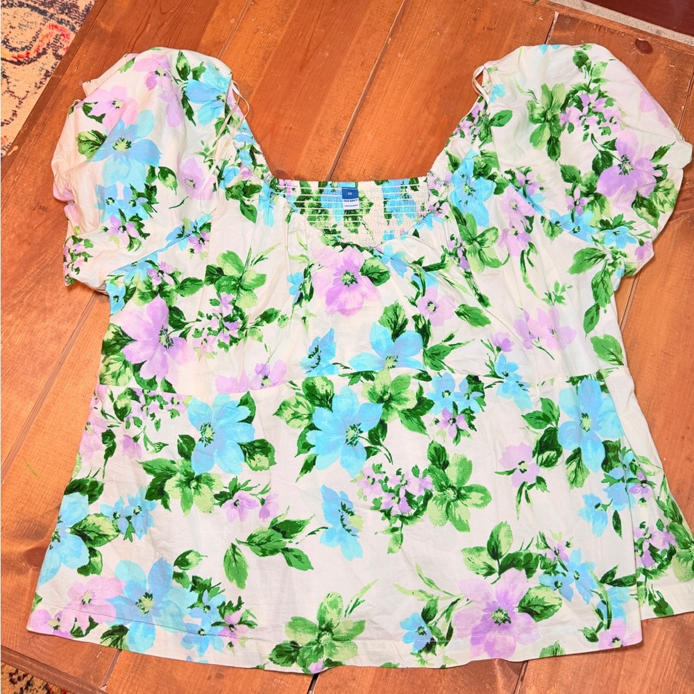 Floral Puff Sleeve Top